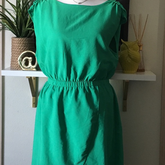 h and m green dress